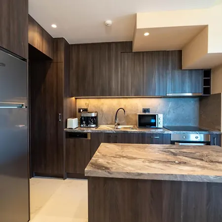 Naturalia Grey Luxury - Private Pool - Sleeps 8 * Hersónissos