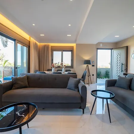 Villa Naturalia Grey Luxury - Private Pool - Sleeps 8 Hersónissos