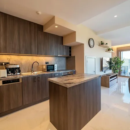 Villa Naturalia Grey Luxury - Private Pool - Sleeps 8 *