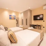 Villa Naturalia Grey Luxury - Private Pool - Sleeps 8