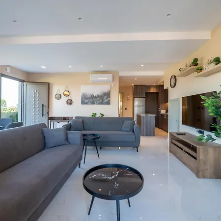 Вилла Naturalia Grey Luxury - Private Pool - Sleeps 8