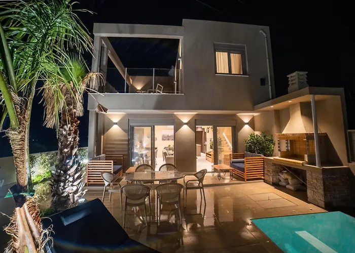 Naturalia Grey Luxury - Private Pool - Sleeps 8 Vila *