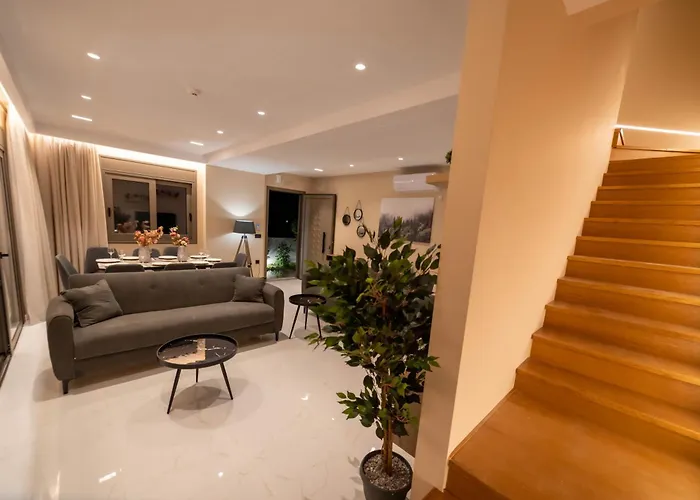 Villa Naturalia Grey Luxury - Private Pool - Sleeps 8 Hersonissos (Crete)