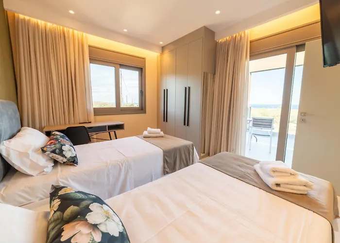 Naturalia Grey Luxury - Private Pool - Sleeps 8 * Hersonissos (Crete)