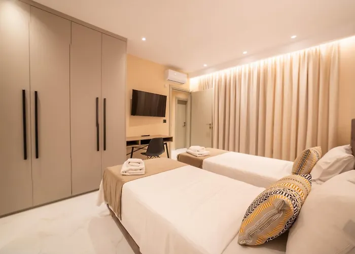 Vila Naturalia Grey Luxury - Private Pool - Sleeps 8 Hersonissos (Crete)